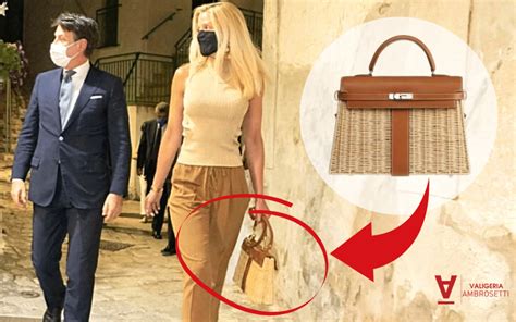 borsa hermes fidanzata di conte|Hermès Kelly: ecco la borsa indossata dalla fidanzata di .